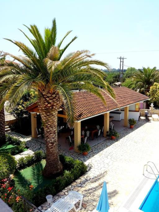 Villa Fondas Roda Экстерьер фото